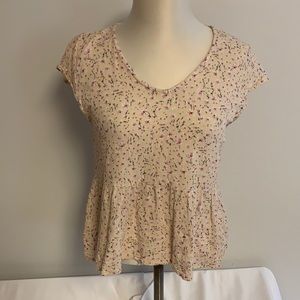 Summer top with ruffle size Large